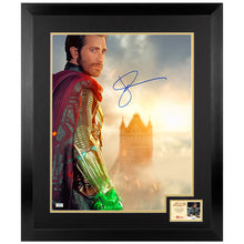 Load image into Gallery viewer, Jake Gyllenhaal Autographed 2019 Spider-Man2019  Far From Home Mysterio 16×20 Photo