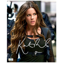 Load image into Gallery viewer, Kate Beckinsale Autographed 2012 Total Recall Lori Quaid 8×10 Scene Photo