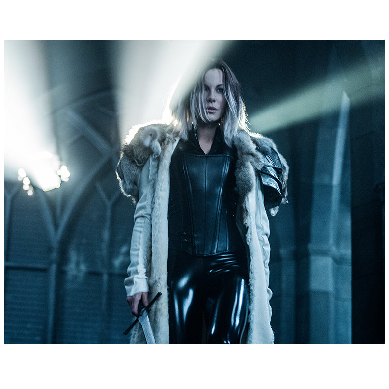 Kate Beckinsale Autographed 2016 Underworld Blood Wars The Return 8×10 Photo Pre-Order