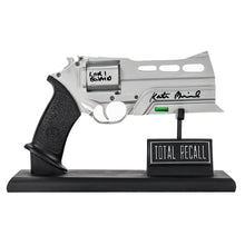 Load image into Gallery viewer, Kate Beckinsale HCG 2012 Total Recall 1:1 Scale Blaster with Lori Quaid Inscription