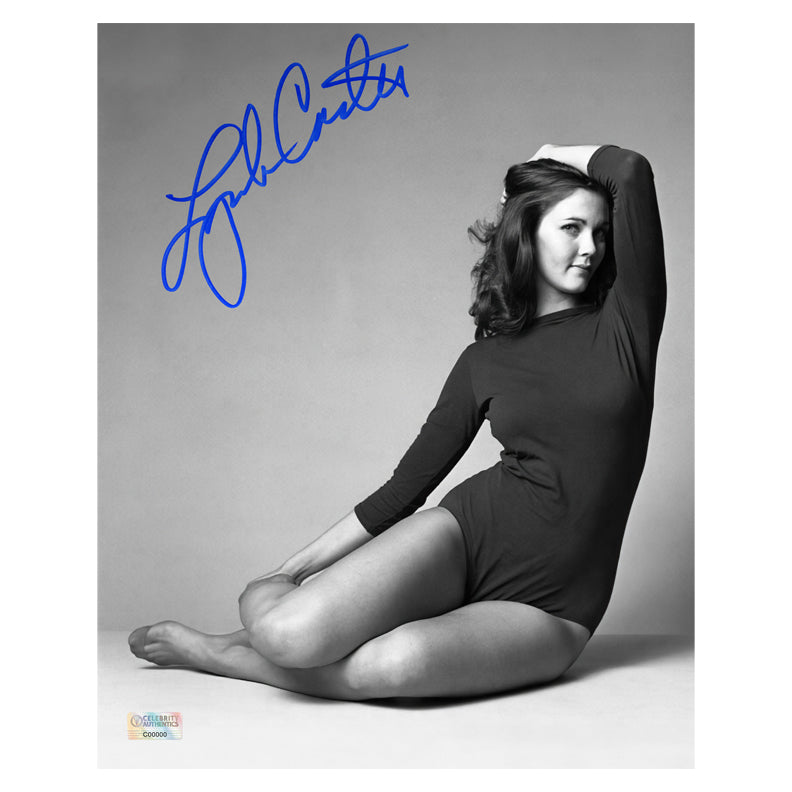 Lynda Carter Autographed Black & White A 8x10 Studio Photo