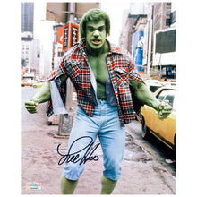 Load image into Gallery viewer, Lou Ferrigno Autographed 1977 The Incredible Hulk Times Square 8x10 Scene Photo