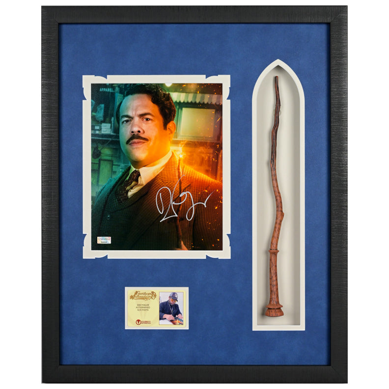 Dan Fogler Autographed Fantastic Beasts and Where to Find Them Jacob Kalowski 8×10 Photo With Wand Framed Display