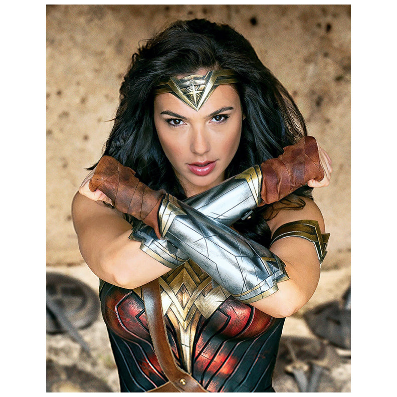 Gal Gadot Autographed 2017 Wonder Woman 11x14 Photo G PRE-ORDER