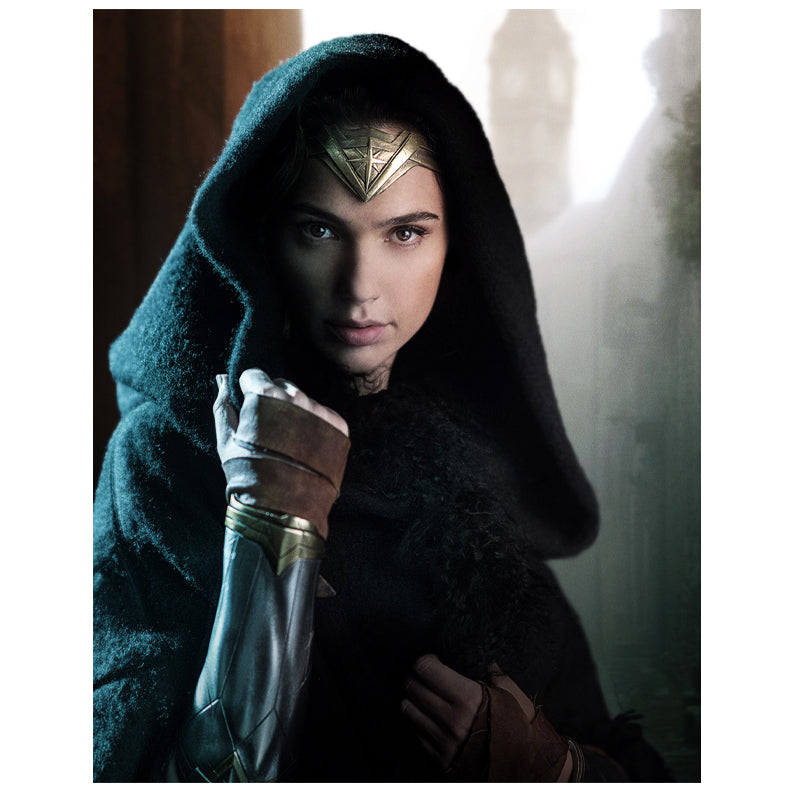 Gal Gadot Autographed 2017 Wonder Woman 11x14 Photo J PRE-ORDER