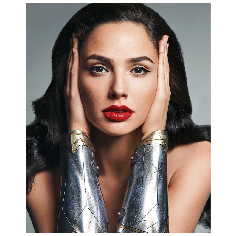 Gal Gadot Autographed 2017 Wonder Woman 8x10 Photo K PRE-ORDER