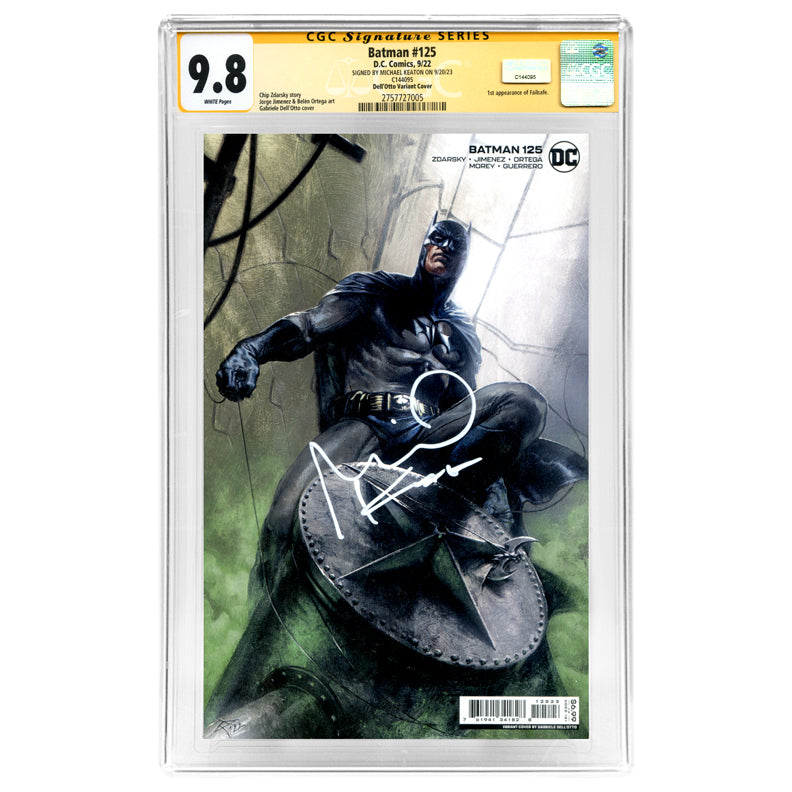 Michael Keaton Autographed 2022 Batman #125 Gabriele Dell'Otto Variant Cover CGC SS 9.8