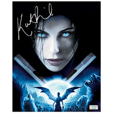 Load image into Gallery viewer, Kate Beckinsale Autographed Underworld Evolution 8×10 Photo