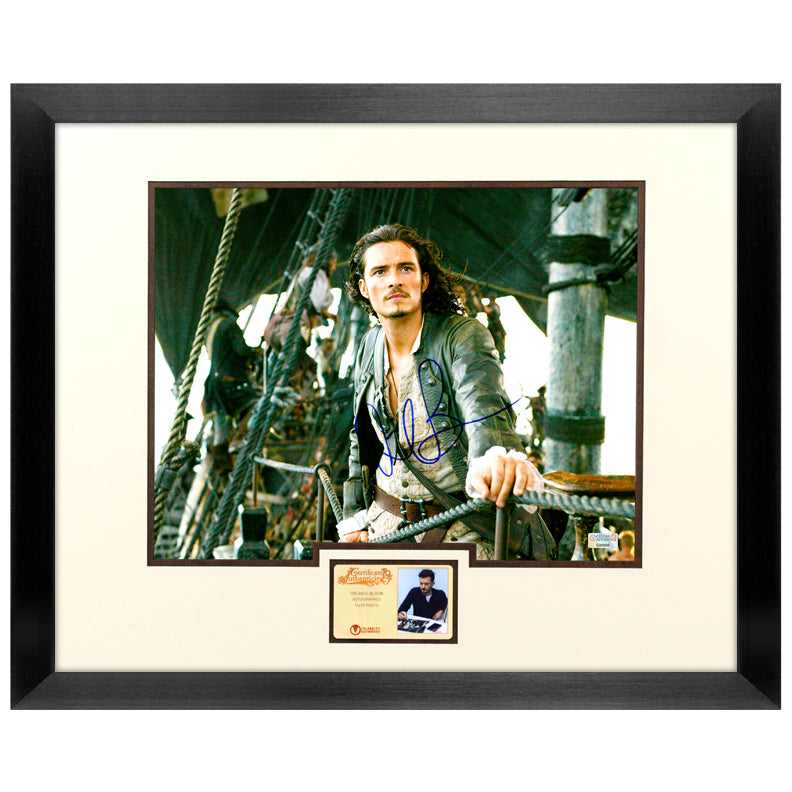 Orlando Bloom Autographed Pirates of the Caribbean Dead Man's Chest Will Turner 11x14 Scene Photo