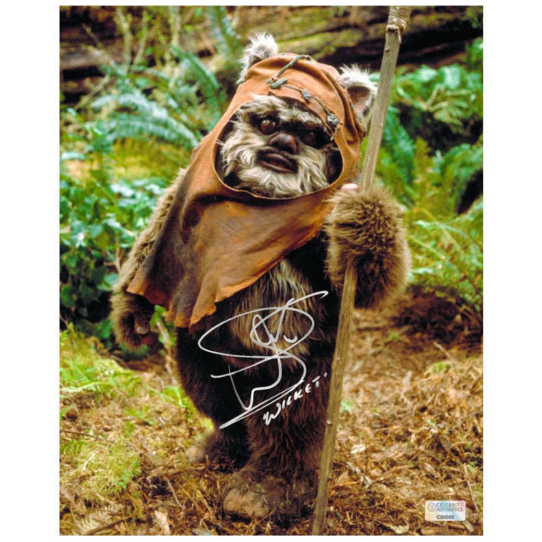 Warwick Davis Autographed Star Wars Return of the Jedi Wicket Ewok 8x10 Photo