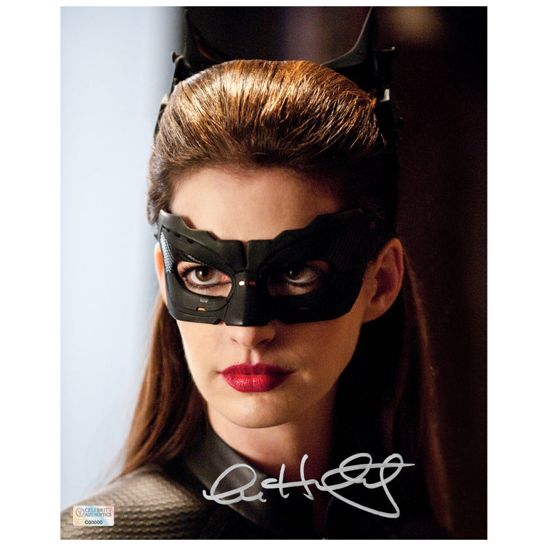 Anne Hathaway Autographed 2012 The Dark Knight Rises Catwoman Closeup 8x10 Photo