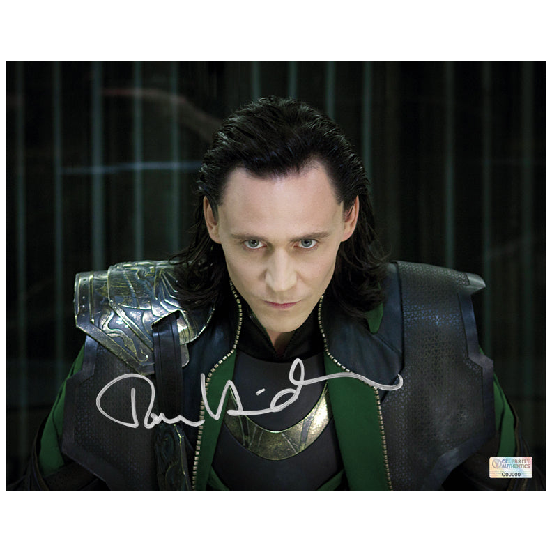 Tom Hiddleston Autographed The Avengers Loki 8x10 Photo