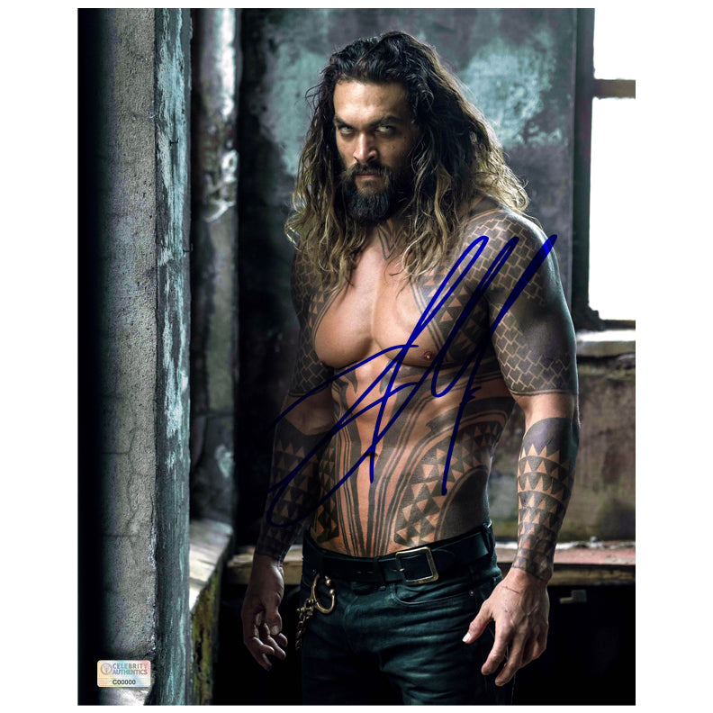 Jason Momoa Autographed Justice League Aquaman 8x10 Photo