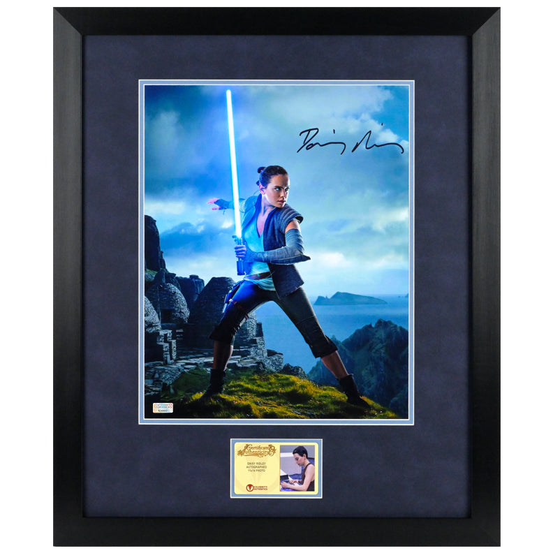 Daisy Ridley Autographed Star Wars The Last Jedi Ahch-To 11x14 Photo